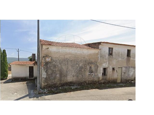 Armazém venda em Juncal, Porto de Mós