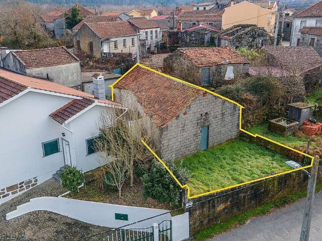 Armazém venda em Quintela, Queirã