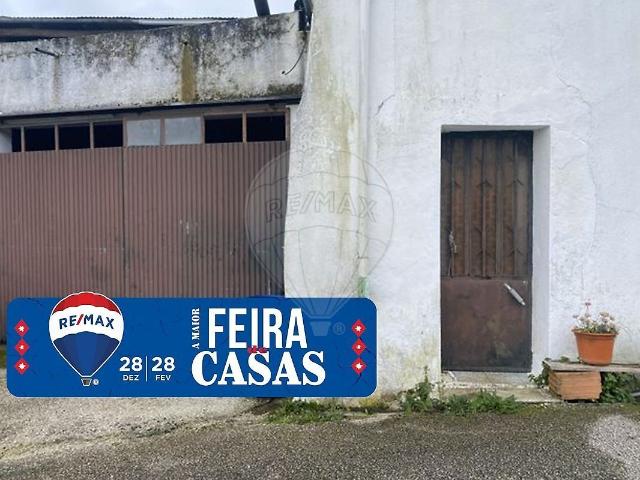 Armazém venda em Torres Novas, Santarém