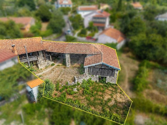 Armazém venda em Vila Maior, São Pedro do Sul