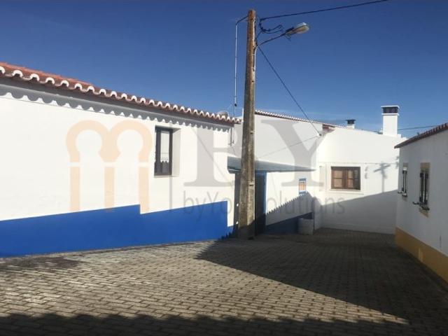Armazém venda em Beja