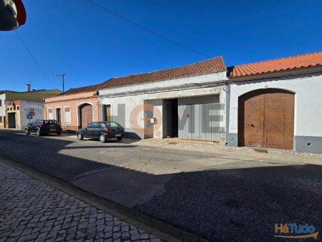 Garagem venda em Almeirim, Santarém
