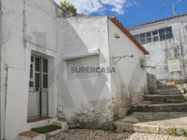 Duplex venda em Bairro Penugem Fragosa, Santiago Dos Velhos