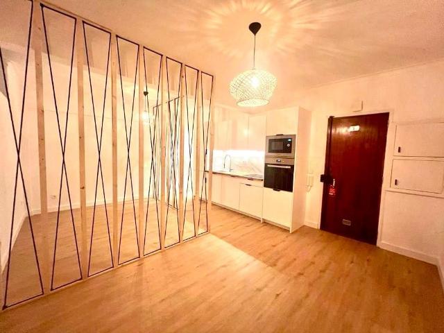 Apartamento venda em Buraca, Amadora