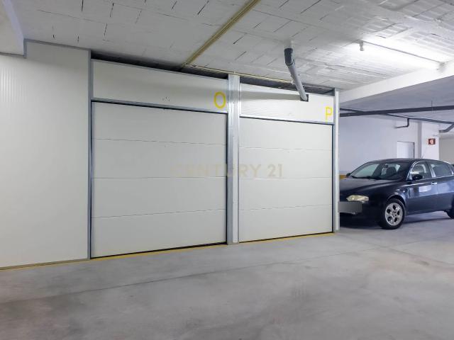 Garagem alugar em Vilar de Andorinho, Vila Nova De Gaia