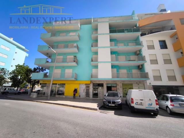 Apartamento alugar em Armação de Pêra, Faro