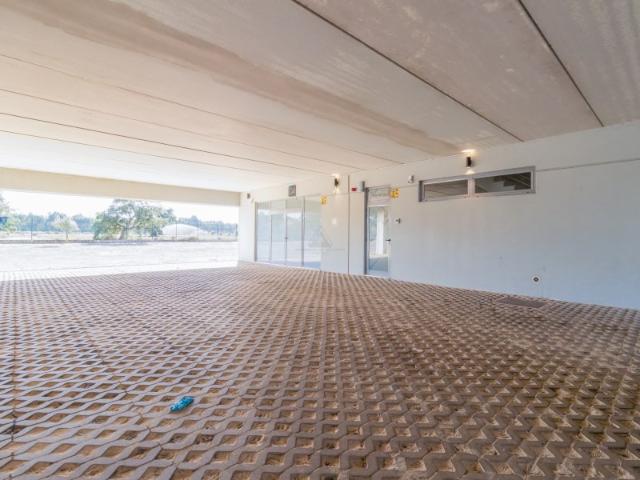 Armazém alugar em Moita, Alhos Vedros