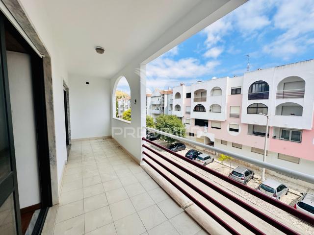 Apartamento alugar em Cova da Piedade, Almada