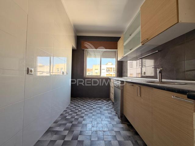 Apartamento alugar em Afonso Costa, Setúbal