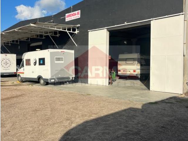 Armazém alugar em Bairro do Miranda, Montijo