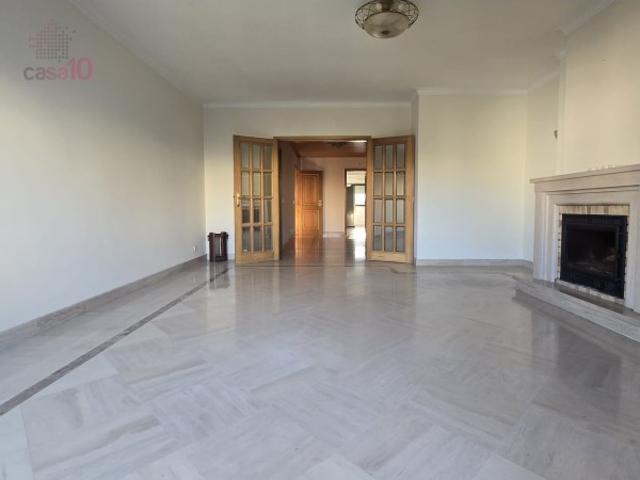 Apartamento alugar em Lisboa