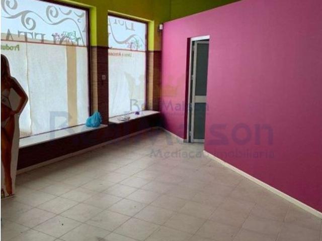 Loja alugar em Quinta dos Sonhos, Algueirão-mem Martins