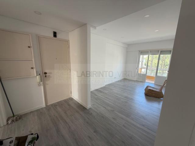 Apartamento alugar em Bairro Espírito Santo, Odivelas