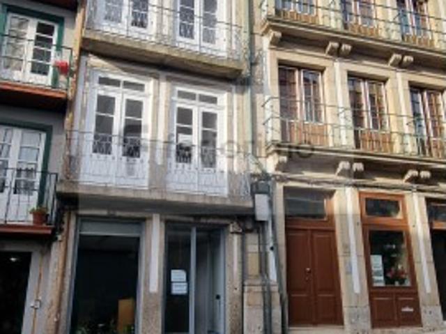 Prédio alugar em Guimarães, Braga