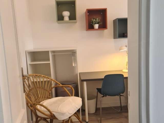 Quarto alugar em Falagueira, Amadora