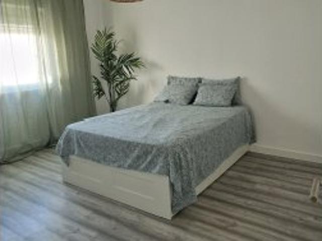 Quarto alugar em Santo António da Caparica, Almada