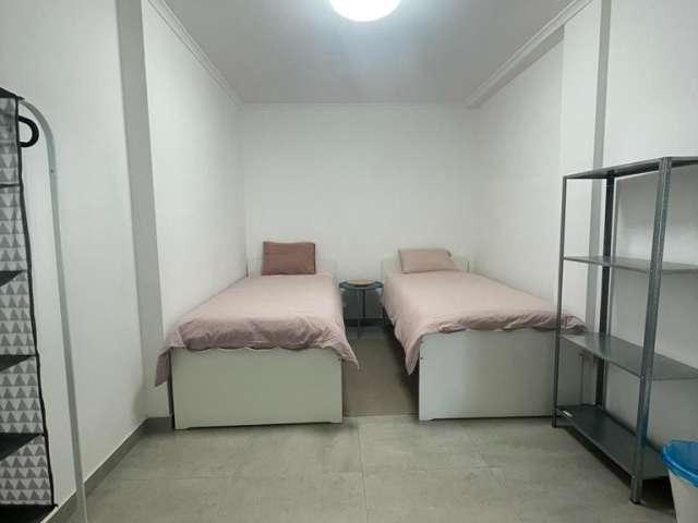 Quarto alugar em Bairro do Campo da Bola, Almada