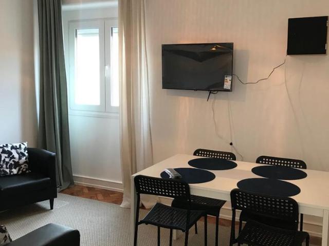 Quarto alugar em Avenidas Novas, Lisboa