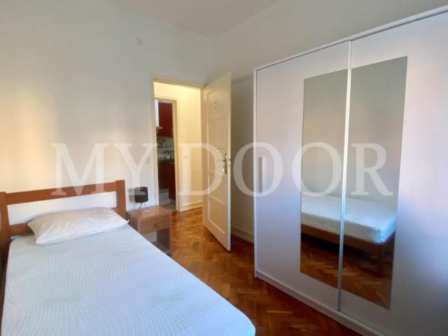 Quarto alugar em Santiago Dos Velhos, Lisboa