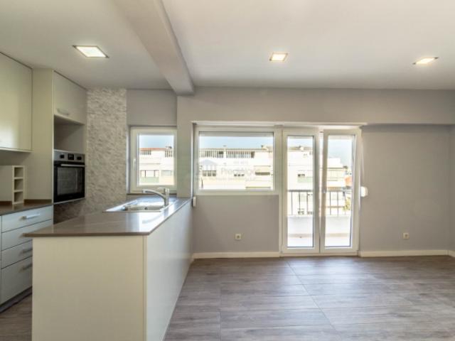 Apartamento alugar em Visconde da Luz, Cascais