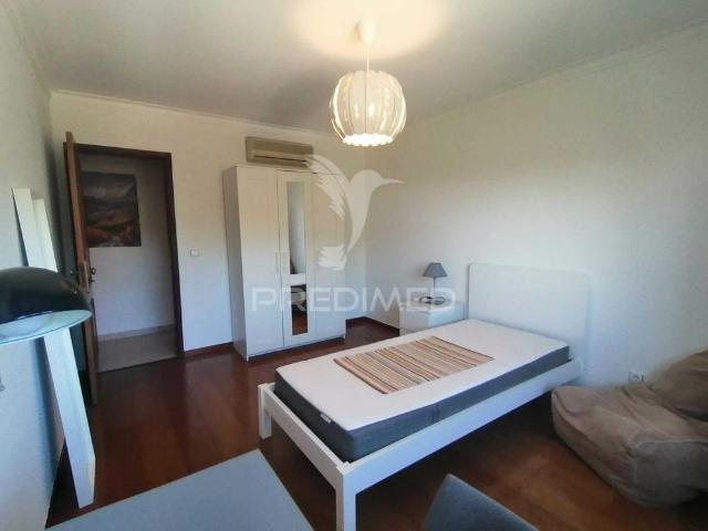 Quarto alugar em Moita, Setúbal