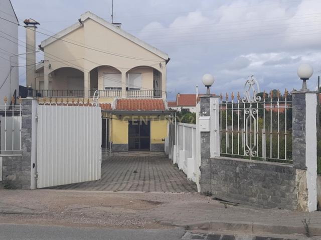 Casa alugar em Quinta do Vale da Loba, Amora