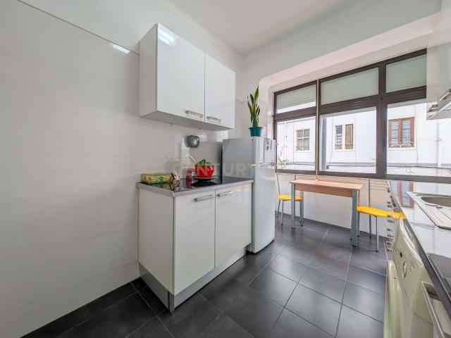Apartamento alugar em Bairro Ferroviário, Barreiro