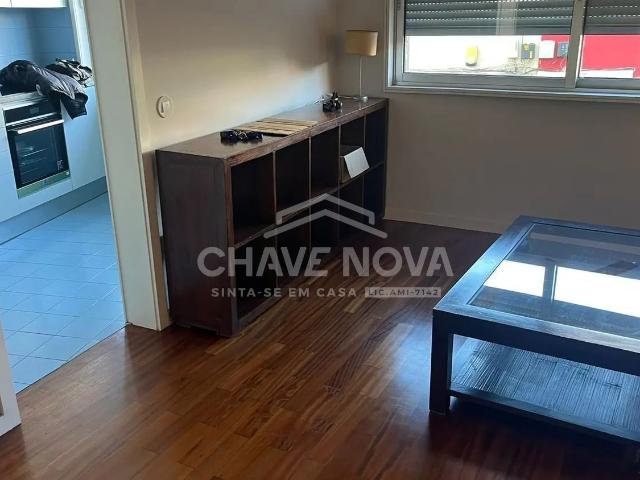 Apartamento alugar em Porto, Lordelo Do Ouro