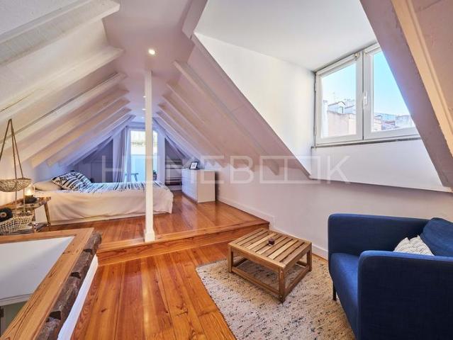 Apartamento alugar em Santos-o-Velho, Lisboa