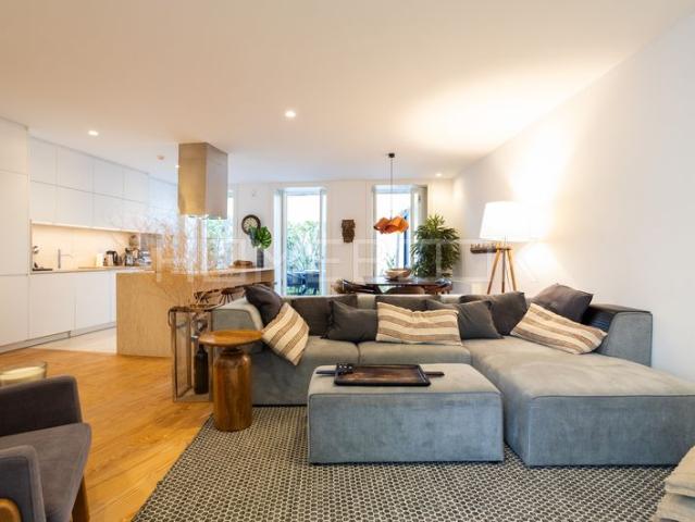 Apartamento alugar em Santo António, Lisboa