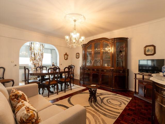 Apartamento alugar em Amadora, Lisboa