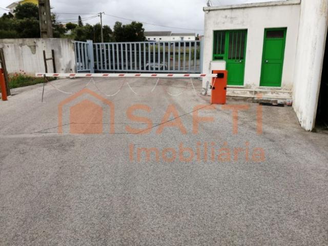 Armazém alugar em Bairro Loios, Santiago Dos Velhos