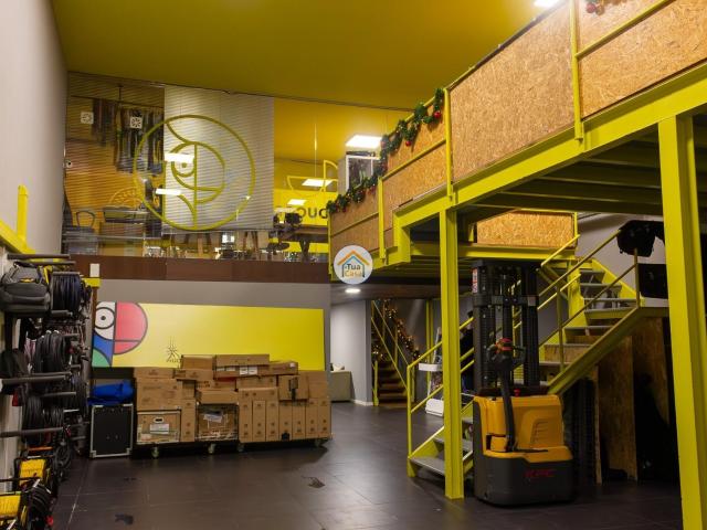 Armazém alugar em Maia, Pedrouços