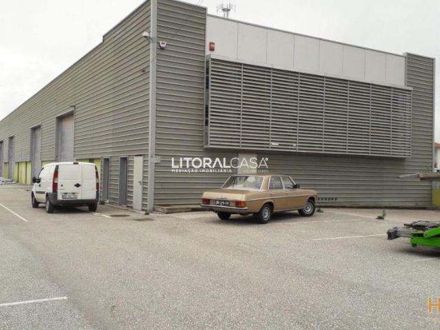 Armazém alugar em Aveiro