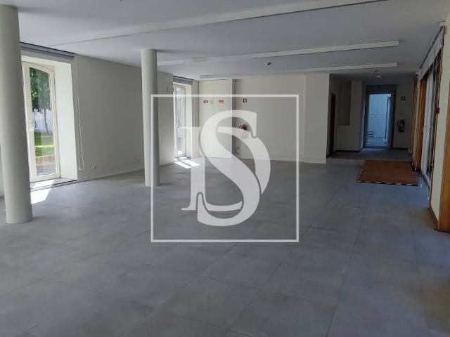 Escritório alugar em Porto, Lordelo Do Ouro