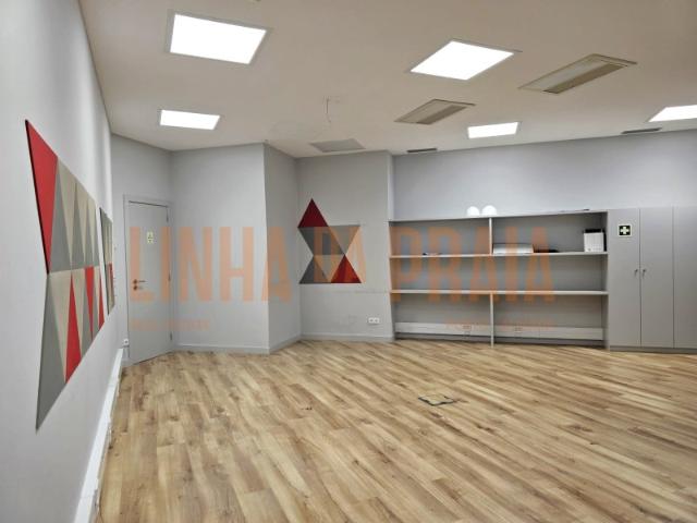 Escritório alugar em Porto, Lordelo Do Ouro