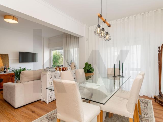 Apartamento alugar em Carnaxide e Queijas, Oeiras