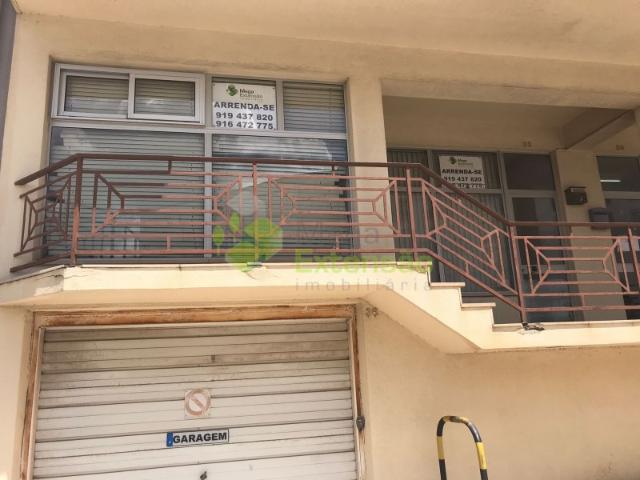 Loja alugar em Cadaval, Pêro Moniz
