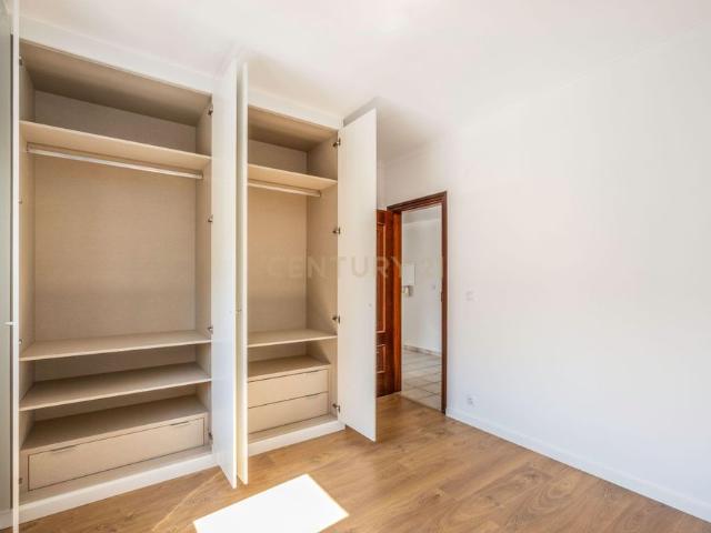Apartamento alugar em Torre da Marinha, Seixal