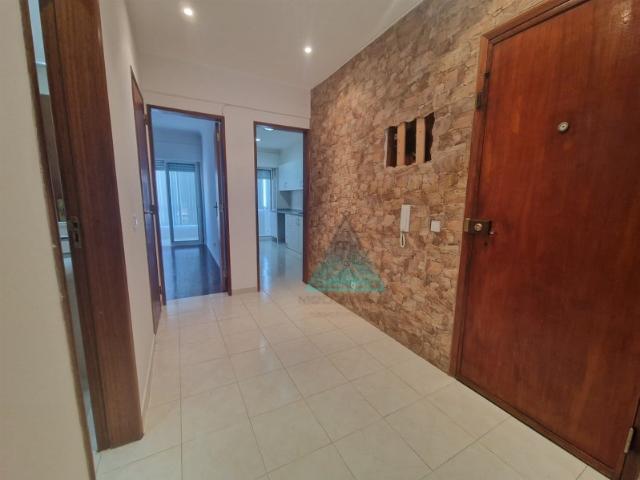 Apartamento alugar em Bairro dos Corticeiros, Seixal