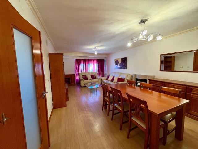 Apartamento alugar em Mem Martins, Algueirão-Mem Martins