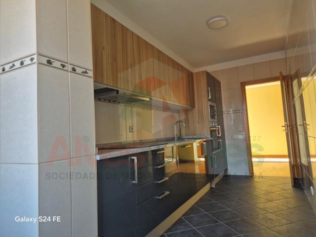 Apartamento alugar em Maia, Gueifães