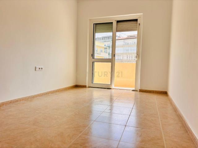 Apartamento alugar em Torcatas, Almada