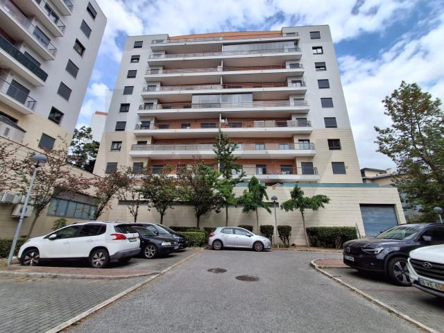 Apartamento alugar em Colinas do Cruzeiro, Odivelas
