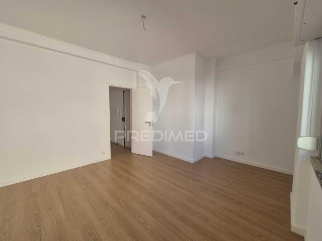 Apartamento alugar em Nova Oeiras, Oeiras
