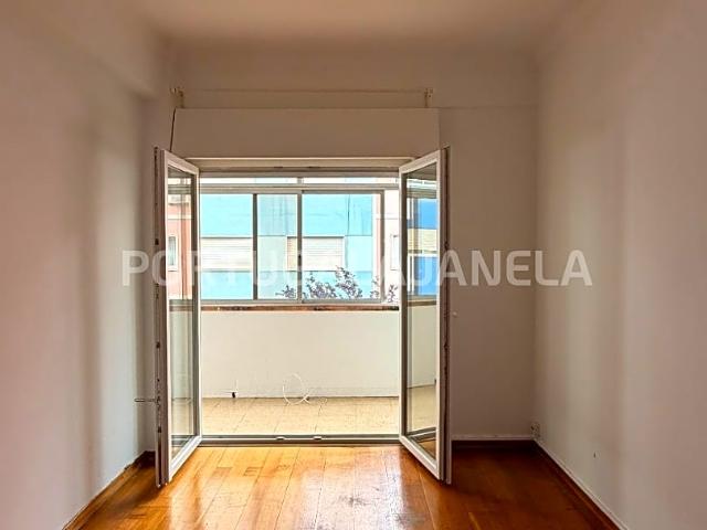 Apartamento alugar em Almada, Setúbal