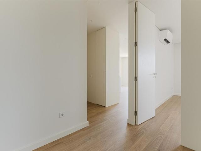 Apartamento alugar em Conjunto Urbano da Ribeira, Porto