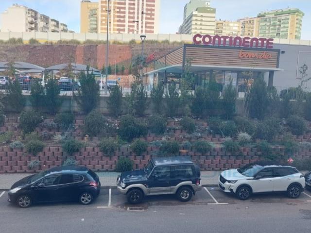 Apartamento alugar em Encosta do Sol, Amadora