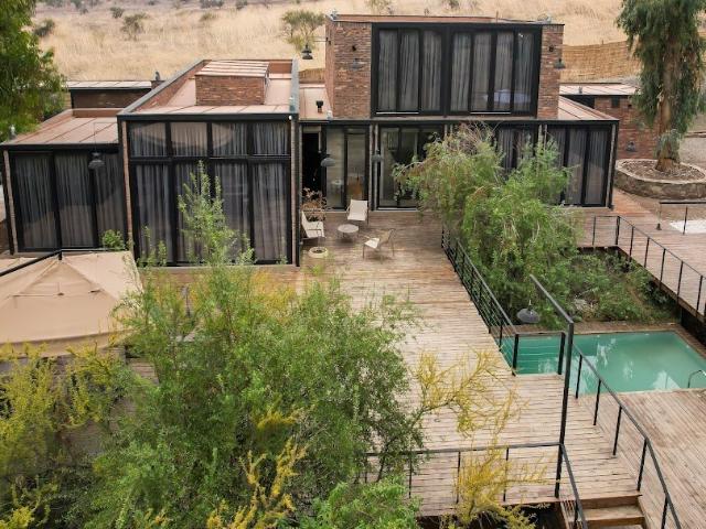 Casa en arriendo en Algarrobal, Metropolitana