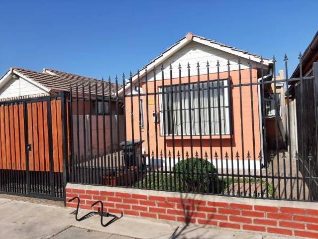 Casa en arriendo en Lampa